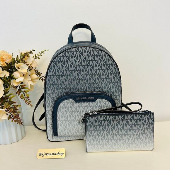 Michael Kors Jaycee Medium Ombré Signature Logo Backpack & wallet Powder Navy - Picture 1 of 11